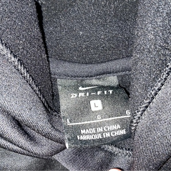 Lot 2 Girls Large Hoodies Nike Under Armour - Picture 4 of 8